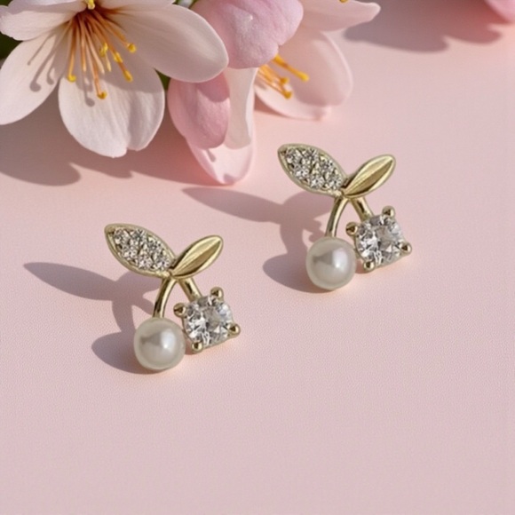 925 Sterling Silver Jewelry - 925 Sterling Silver Gold and Silver Leaf Pearl Earrings - NWOT